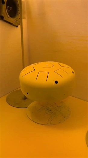 切った、貼った、ついでに塗った。Making a Steel Tongue Drum