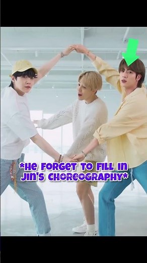 Jungkook forgot the choreography ..... Very funny 😂😂 #bts #jungkook