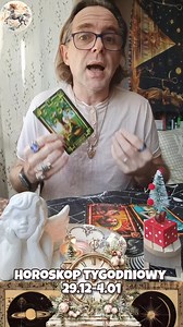 Horoskop Tarota Snów na 29 grudnia do 4 stycznia 2026 dla Strzelca 7 Buław ustawia mnie mocno — bronię tego, co moje, i nie pozwalam, by presja innych wcisnęła mnie z powrotem w stare schematy. Przełom roku przypomina mi, że mam prawo stać na swoim, nawet jeśli komuś to nie pasuje. W miłości 7 Monet uczy cierpliwości: uczucie dojrzewa, a ja patrzę uczciwie, co już zostało zbudowane i czy warto inwestować dalej. W pracy Królowa Buław daje mi charyzmę — ludzie czują mój ogień, a ja znów wierzę w s