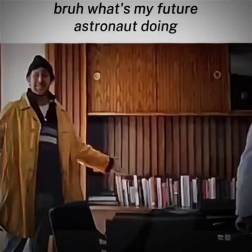 #ProjectHailMary what's my future astronaut doing bruhhh