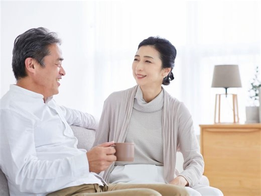 一生貧乏になる人の退職金の使い方！お金持ち体質な人との決定的な違いとは？ [定年・退職のお金] All About