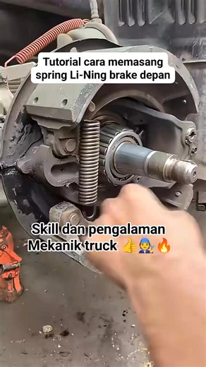 Tutorial cara memasang spring Li-Ning brake depan truck diesel👍🧑‍🔧🔥 #reels #tutorial #liningbrake #truckdiesel #springliningbrake #otomotif #fyp #mekaniktruck #jangkauanluas #jhoncena #semuaorang | Jhon Cena