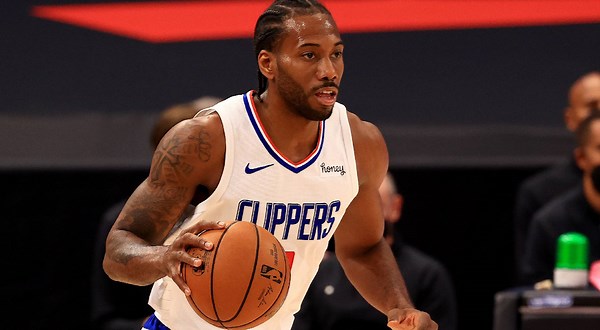 Kawhi Leonard’s Hands Are Massive: How Big Are They Exactly?