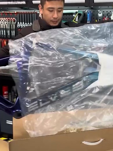 Elves Falath Evo: Custom Color & High-Performance Bike