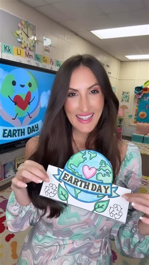 Earth Day and taking care of the Earth is one of my favorite topics! 🌍 🌱 Kindergarten teacher ideas activities resources inspo elementary school classroom #teacher #teachersofinstagram #teachersofig #iteachk #iteachtoo #iteach #classroomsetup #classroomideas #classroompinspirations #teacherinspiration #teacherideas #watchmeteach | Kindergartenkitties Connected Page
