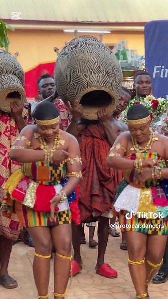 African Dance Moves at a Ghanaian Funeral