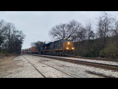 CSX M209 with boring GE Power…