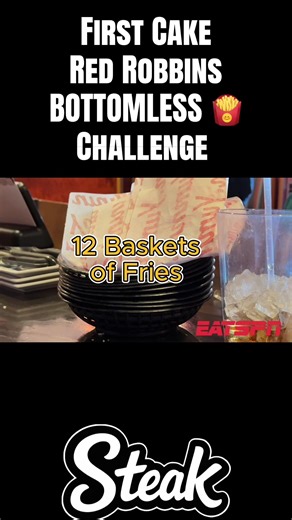 Snacky Robinson's Burger and Fry Ratings at Red Robin