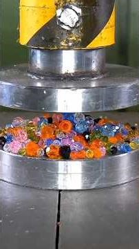 Megaminx vs. Hydraulic Press! 🧩💥#HydraulicPress #Megaminx #Satisfy