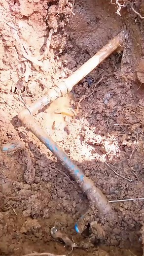 Repairing an underground PVC pipe leak 🌱💦 #plumbing #plumber #asmr #diy_GGS_CUT | Juliet Bawuah