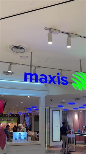 Lost your 📱 or SIM won’t fit? Just 3 steps 👉 new SIM, no waiting 🚫⏳ Quick, easy & hassle-free at the nearest Maxis Centre ✨ #fyp #MaxisCentre #MaxisExperience