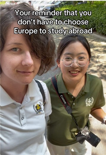 Experience the Joy of Studying in China