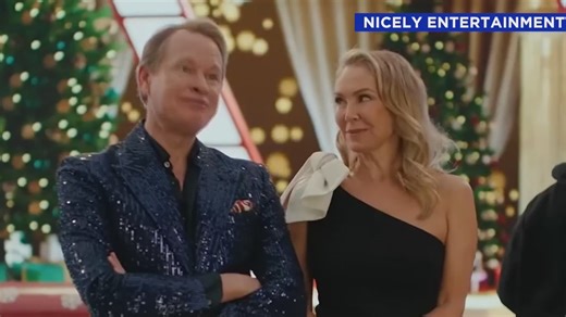Carson Kressley, Kym Johnson team up for holiday movie