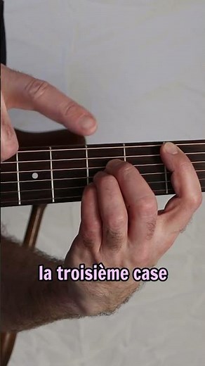 L'accord de Si bémol🥶comment faire sans barré?