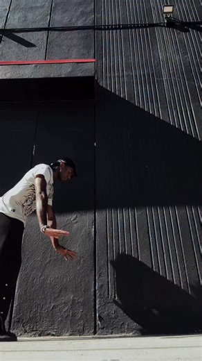 The upside down . 🙃 #goth #gothic #acro #acrobatic #handbalancing #handstand #gymnastics #dance #dancer #mood #cool | Steffisghoul