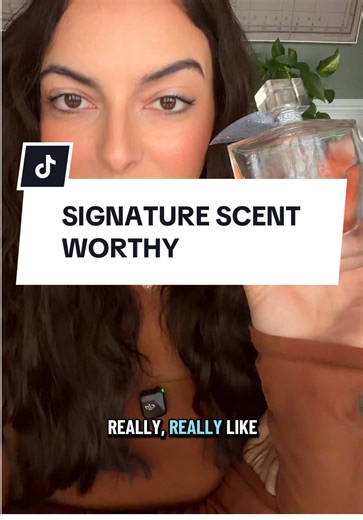 Signature Scents Worth Trying: Top Fragrances Explored