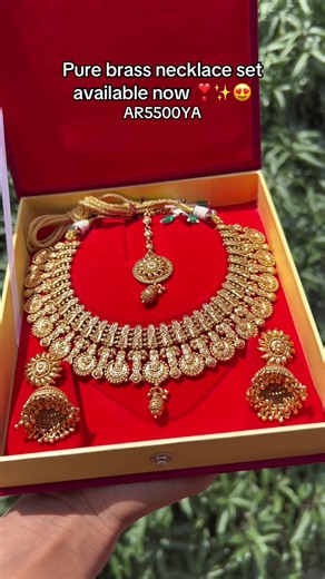 Get this beautiful pure Brass Necklace set ❣️✨ #templejewelleryinnepal #aryathejewelleryhouse❤️ #shippingworldwide🌍✈️ #brassjewelleryinnepal #deliveryallovernepal🇳🇵