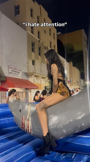 slayhil on Instagram: "LMFAOOOO shout out to @overundermiami for checking this off the bucket list for me. …how long do you think you’d last? 🦈"
