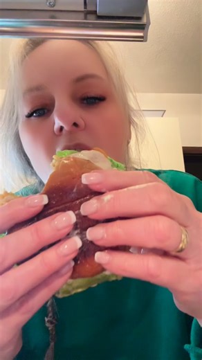 Silvia | Filet-o- Fish Fisch Mac so lecker und einfach zu machen. Speichert Euch gerne das Rezept ab. Hier sind meine Zutaten 👇 Für 1 Fisch Mac... | Instagram