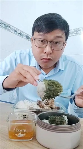 Mukbang cơm trưa vợ nấu: thịt vịt luộc & canh khổ qua nhồi cá thác lác