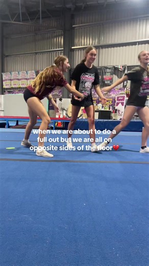 Cheerleading Practice Dynamics: Overcoming Challenges