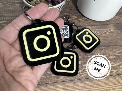 Custom Instagram QR Code Keychain, Social Media Business Keychain, Scan Me Tag for Small Business, QR Tag, Instagram Tag for Customers - Etsy UK