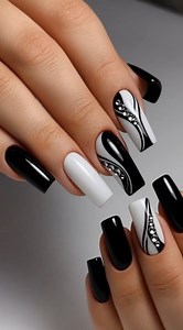 Confía en el proceso. Paso final: colocación de cristales ✨ | Uñas Decoradas Paso a Paso