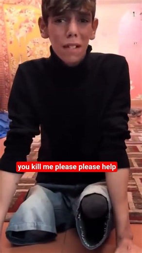 hey please help me am from Gaza #freegaza freeg