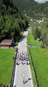What would a vacation in South Tyrol be without a village festival? Experience the music of the local bands and admire the traditional costumes. Enjoy Strauben the yummy sweet dish made of choux pastry, fresh beer and dive into the authentic festive atmosphere. Come to South Tyrol and discover the heart of our traditions! | Südtirol Alto Adige South Tyrol