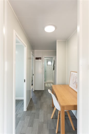 Take a closer look at our stunning 40ft Expander Home 🏡 Want to see this building in person at our display village? Comment EXPRESS to book an inspection👇 #containerhomes #portablehomes #expandablehomes #grannyflat #tinyhomes #expandablehome #portablehome #foldouthome | Express Portables