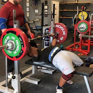A rare find!...training video of Doc Holloway!!! If you’ve been around equipped powerlifting at all in the last 20 years, you know that Doc is legendary! Doc has been lifting since his college days and pretty much training with @jamestownaend in some capacity since then. . Needless to say Doc is a seasoned pro when it comes to equipped bench and he’s ready to add another National Champion title to his collection at Bench Nationals this weekend! . Doc is lifting in the Open 74kg Equipped division