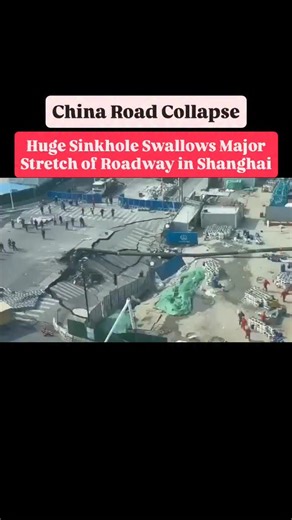 31K views · 978 reactions | A newly constructed intersection in Minhang District of Shanghai, China, collapsed into a massive sinkhole on Wednesday, February 11, following a technical failure at a nearby subway construction site. The dramatic scene captured on camera shows a massive part of the road suddenly caving in. | The Asian Chronicle | Facebook
