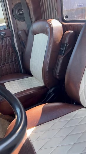 Who’s calling shotgun on this brand new custom interior? #custom #customrigs #showrigs #showtrucks #commercialtrucks #truckporn #largecar#dieseltrucks #worktrucks #customfabrication #fabrication #manufacturing #peterbilt #kenworth #freightliner#accessories #madeintheusa #trucking #truckingservices #trucks #freightlinersforsale #DD15 #mack #cdl #sleepers #daycabs #truckforsale #truckdriver #trucksofinstagram | Truck'n Awesome