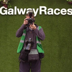 Everyone is buzzing for the races! From July 31st to August 6th this year, experience the thrilling and exhilarating action of Galway Races. Begin planning your Galway excursion today! | Galway Races