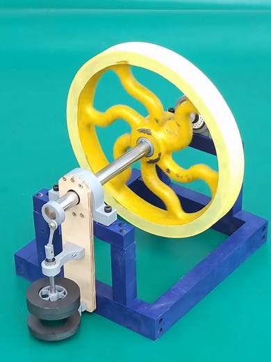 Flywheel Regenerating Single Magnet Engine