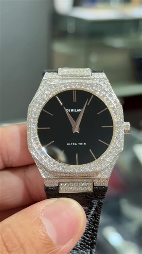 GRA 😍✌🏻💖🤎 #d1milano #gra #moissanite #secondhand #ultrathin