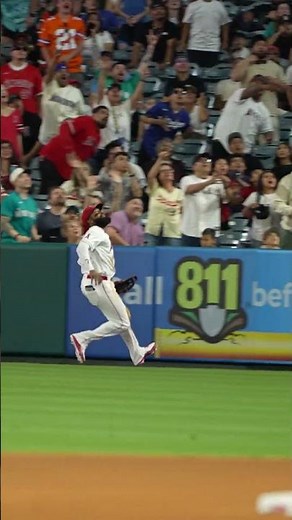 Angel in the Outfield (seats) 🤩