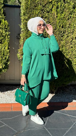 5.6K views · 33 reactions | Doha Set Top & Pants  . Shop online  www.ozmah.com Colours Black, Forest Green & Mocha Sizes Free (6-16) . #ozmah #fashion #spring #modestfashion #modest #tunic #tunik #summer #stylingwithdenise #hijabtutorial #hijabfashion #hijabstyling #hijab #ozmah #explore #instareels #reels #réel #modest #muslimah #hijabtips #tips #modestfashion #tutorial | OZMAH | Facebook