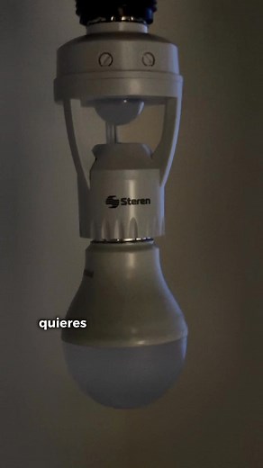 💡 Automatiza tu iluminación con inteligencia y comodidad 👀 Sensor 360°: Detecta movimiento en cualquier dirección para encender el foco automáticamente. ⏱️ Temporizador ajustable: Configura el tiempo de encendido entre 10 segundos y 5 minutos. 🌙 Sensor de luz ambiental: Decide si se enciende solo de noche o también con luz natural. 💡 Compatibilidad total: Casquillo tipo E27 para cualquier foco o socket estándar. ⚡ Potencia máxima: Soporta hasta 60 W para un rendimiento confiable. 👉 Simplifi