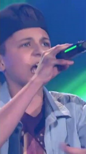 Little Macklemore on the mic🎤 #rap #thevoicekids #shorts