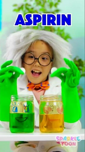 DIY Lava Lamp for Kids: Funny experiments! 💦 👩🏽‍🔬 #KidsCreativity #Shorts #Learning