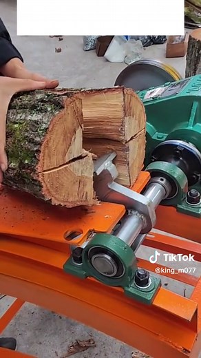 Efficient Log Splitting Techniques with a Log Splitter