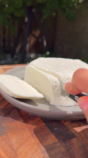Let’s make fresh Queso Fresco! Its so easy and delicious 🥰 Recipe: Recipe: 1 Gallon whole Milk 1/2 cup white vinegar or lemon 2 teaspoons salt or more to taste Directions: 1. Add milk to a large pot. On medium heat, continue stirring to prevent the milk from sticking to the bottom. 2. Once you see foam and steam, or if you have a thermometer, when the milk reaches 180-190°F, turn off the heat. 3. Add vinegar and stir until curds form. Let the pot sit for about 20 minutes. 4. Transfer the curds