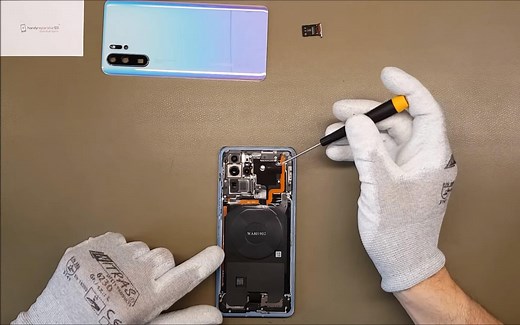 华为P30 Pro拆机(原标题：Huawei P30 Pro Teardown - handyreparatur123）