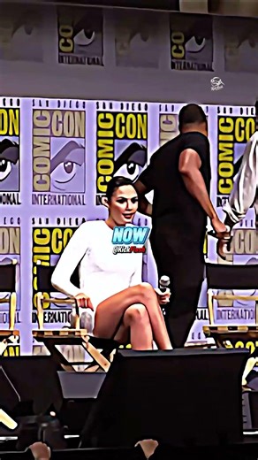 GAL GADOT Got Tape Stuck On Her Butt At Comic Con! 🤯😂 #shorts
