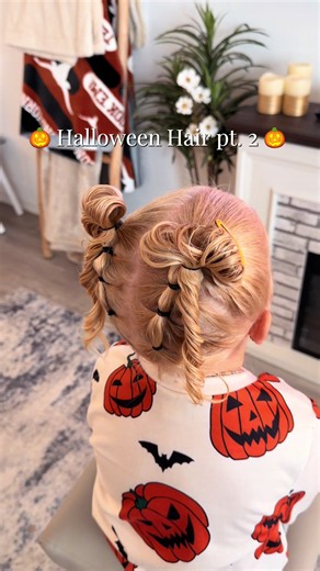 Upside‑down bubble braids Halloween hairstyle