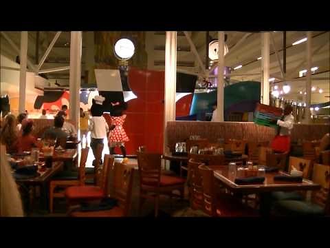 Chef Mickey's Video Review Disney's Contemporary Resort