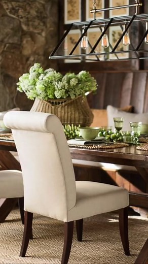 Furniture flip: Parsons Dining Chairs (no sewing!) #homediy #diyprojects #upcycle #furnitureflip #furnituremakeover