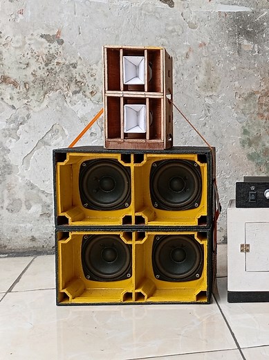 Middle Bedes V2: Explore Mini Sound System Features