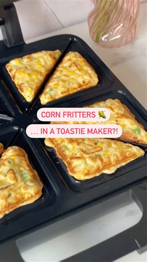 Sunbeam. Live More. on Instagram: "These delicious corn fritters are made even easier in the toastie maker  ‍ Sunbeam Appliance ‍ Turbo Crunch 4 Slice  Ingredients  100g flour 2 tsp baking powder 2 eggs 4 tbsp milk 1 can sweet corn 1 chopped spring onion 1 tbsp sliced chives #Sunbeam #LiveMoreEffortless #TurboCrunch4Slice"